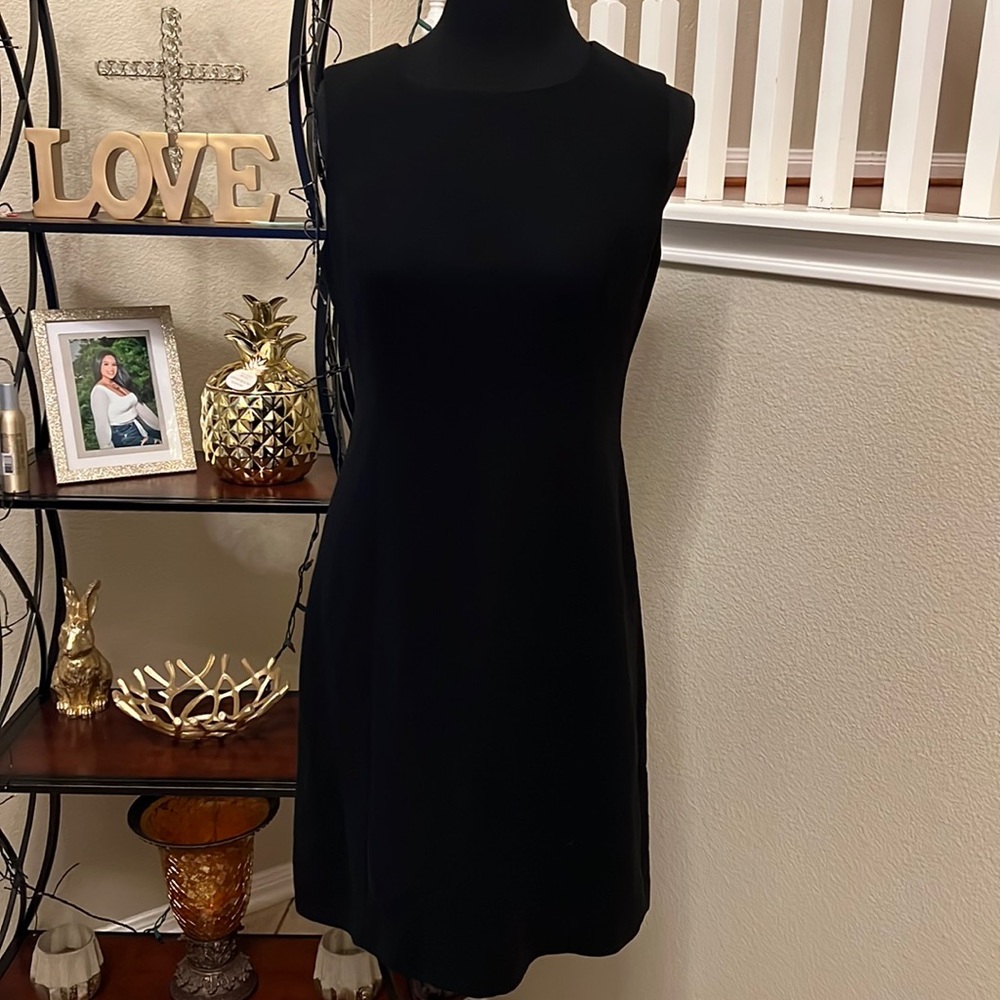 collectibles Casual Corner women’s black dress size 6